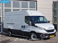 tweedehands Iveco Daily 35S14 Automaat Nwe model L2H2 3500kg trekhaak Airco Cruise 12m3 Airco Trekhaak Cruise control