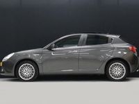 tweedehands Alfa Romeo Giulietta 1.4 T Exclusive [SCHUIFKANTELDAK STOELVERWARMING