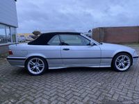 tweedehands BMW 318 Cabriolet 318i Executive