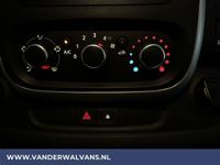 tweedehands Renault Trafic 2.0 dCi 120pk L2H1 Euro6 Airco | Facelift LED | Imperiaal | Trekhaak | Navigatie Cruisecontrol, Parkeersensoren, Bijrijdersbank