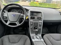 tweedehands Volvo XC60 2.4D AWD Momentum / AUTOMAAT / CRUISE / NAVI / STO