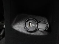 Occasion Kia Stonic 101 PK (74 kW) 2020 Rood SUV