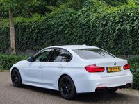 Occasion BMW 320 Executive 184 PK (135 kW) 2018 Wit Sedan