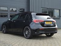 Occasion Mercedes A180 Business 136 PK (100 kW) 2022 Zwart Hatchback