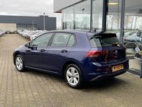 tweedehands VW Golf VIII 1.5 TSI Life - LED - Stoel/Stuurverwarming - App connect