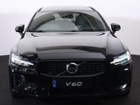 tweedehands Volvo V60 T8 Recharge AWD R-Design - Panorama/schuifdak - IntelliSafe Assist & Surround - 360º Camera - Harman/Kardon audio - Adaptieve LED koplampen - Verwarmde voorstoelen, stuur & achterbank - Parkeersensoren voor & achter - Elektr. bedienb. bestuurder