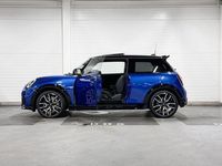 Occasion Mini John Cooper Works 156 PK (114 kW) 2025 Blauw Hatchback