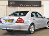 tweedehands Mercedes E240 Avantgarde + LEDER + STOELVERWARMING !!