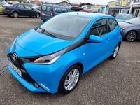 tweedehands Toyota Aygo 1.0 VVT-i x-play Navi Parkeersensors Automaat 5d