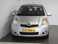 tweedehands Toyota Yaris 1.3 16V VVT-I 5DR Comfort