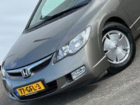 tweedehands Honda Civic 1.3 Hybrid Parkeersensoren | Stoelverwarming | Cruise | Clima | Sportvelgen | Fietsendrager | Automaat !!