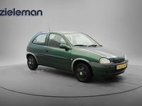 Occasion Opel Corsa 65 PK (47 kW) 1999 Groen Hatchback