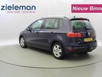 tweedehands VW Golf Sportsvan 1.4 TSI Highline Automaat - Panorama