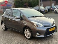 Occasion Toyota Yaris 75 PK (55 kW) 2013 Grijs Hatchback