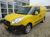 Occasion Fiat Doblò 90 PK (66 kW) 2014 Geel MPV