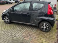 tweedehands Peugeot 107 70 Filou