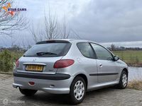 Occasion Peugeot 206 75 PK (55 kW) 2003 Grijs Hatchback