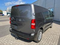 tweedehands Opel Vivaro 2.0 CDTI L2H1 Edition 145pk| Navigatie| Parkeersensoren voor en achter| Camera| Trekhaak 2500kg| Betimmering| Metallic| Stuurwielbediening| DEMO