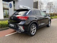 Occasion VW T-Roc Active 112 PK (82 kW) 2023 Zwart (metallic) SUV