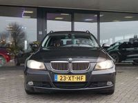 tweedehands BMW 320 3-SERIE Touring d High Executive | Panodak | Navi | Cruise | Clima | Stoelverwarming | PDC | Fijne & Sterke auto!