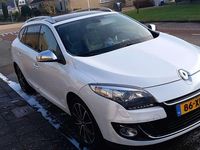 Occasion Renault Mégane GrandTour Bose Edition 110 PK (80 kW) 2012 Wit Stationwagen