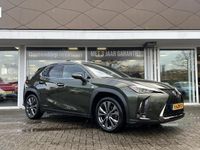 tweedehands Lexus UX 250h Luxury Line F-SPORT | Automaat | Navigatie | Cruise Control Adaptief | Climate Control | Parkeersensoren | Parkeercamera |12 Mnd. Garantie | Rijklaar! |