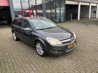 tweedehands Opel Astra Wagon 1.8 Executive automaat leer enz