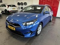 Occasion Kia Ceed 2023 Blauw Hatchback