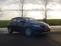Occasion Toyota Auris Comfort 99 PK (72 kW) 2013 Grijs Hatchback
