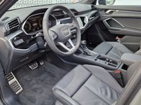 tweedehands Audi Q3 45TFSIe 245PK S-Tronic S edition | Panoramadak | 19" Velgen | Adaptive Cruise Control | Achteruitrijcamera | Optiekpakket Zwart |