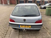 Occasion Peugeot 106 60 PK (44 kW) 2002 Zilver Hatchback