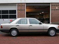 Occasion Mercedes E300 188 PK (138 kW) 1987 Beige Sedan