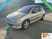 Occasion Peugeot 206 Quiksilver 88 PK (64 kW) 2004 Grijs Hatchback