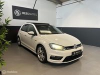 tweedehands VW Golf VII 1.4 TSI Cup R-Line, Pano, Autom-inparkeren.