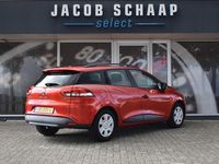 Occasion Renault Clio GrandTour Authentique 90 PK (66 kW) 2016 Rood Stationwagen