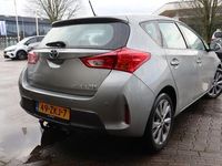 tweedehands Toyota Auris 1.8 Hybrid Executive Trekhaak/Half-Leder/Navi/Camera