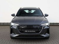 tweedehands Audi e-tron 55 quattro S edition 95 kWh Panoramadak | Achterui