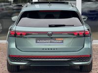 Occasion VW Passat R-line Edition 272 PK (200 kW) 2025 Groen Stationwagen