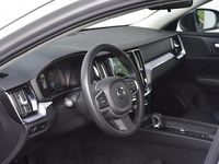 tweedehands Volvo V60 2.0 B3 Momentum Advantage | R-Design | Leder | NL-Auto |