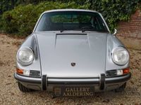 tweedehands Porsche 911 2.2E Coupe Ölklappe ,TOP quality restored!! documented with pictures, matching numbers&colors