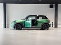 Occasion Mini Cooper Essential 135 kW (184 PK) 2023 British racing green (c3b) Hatchback