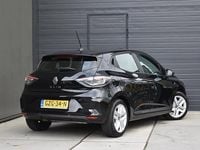 Occasion Renault Clio V Evolution 143 PK (105 kW) 2024 Noir étoilé gne Hatchback