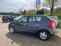 tweedehands Dacia Sandero 1.2 Lauréate