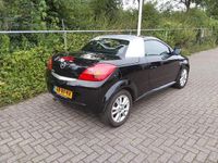 Occasion Opel Tigra Cosmo 90 PK (66 kW) 2005 Zwart Cabriolet