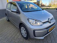 tweedehands VW up! UP! 1.0 BMT movea.r camera pdc cruise airco DAB plus weinig km!