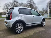 tweedehands VW cross up! up! 1.0BlueM. Navi Airco Lichtmetaal 16 inc