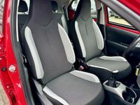 tweedehands Toyota Aygo 1.0 VVT-i x-play|Airco|Achteruitrijcamera|2e eigen