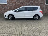 tweedehands Peugeot 308 SW 1.6 e-HDi Blue Lease Executive