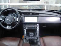 tweedehands Jaguar XF Sportbrake 2.0d R-Sport