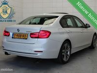 tweedehands BMW 330 3-SERIE i Luxury Edition 252PK I schuifdak I LED